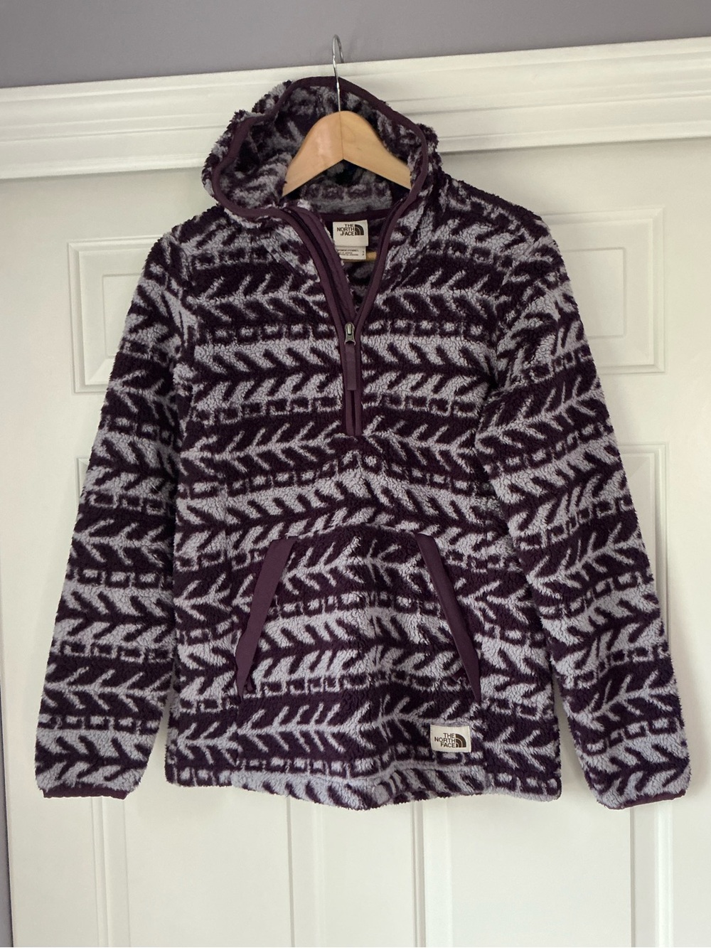 The North Face Women’s Purple Campfire Sherpa Fleece Pullover Jacket S